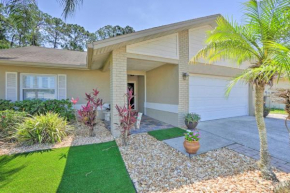 Tampa Home with Hot Tub about 15 Mi to Downtown!